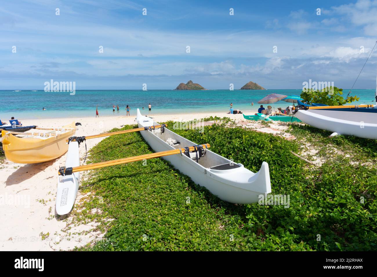 Outrigger boats on Lanikai beach in Oahu Stock Photo Alamy