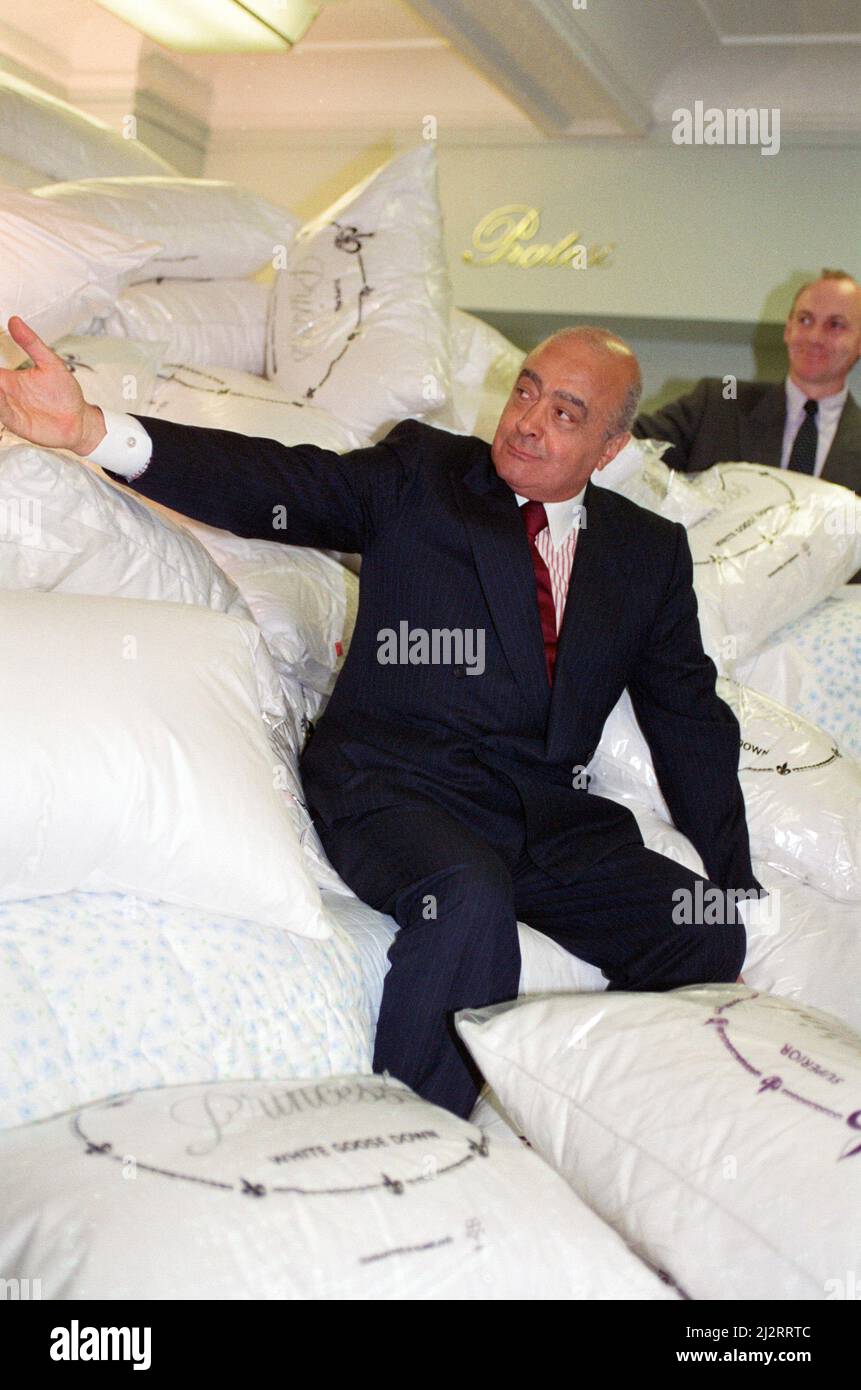 Harrods owner Mohamed Al-Fayed pictured at the Harrods sale. 7th July 1993. Stock Photo