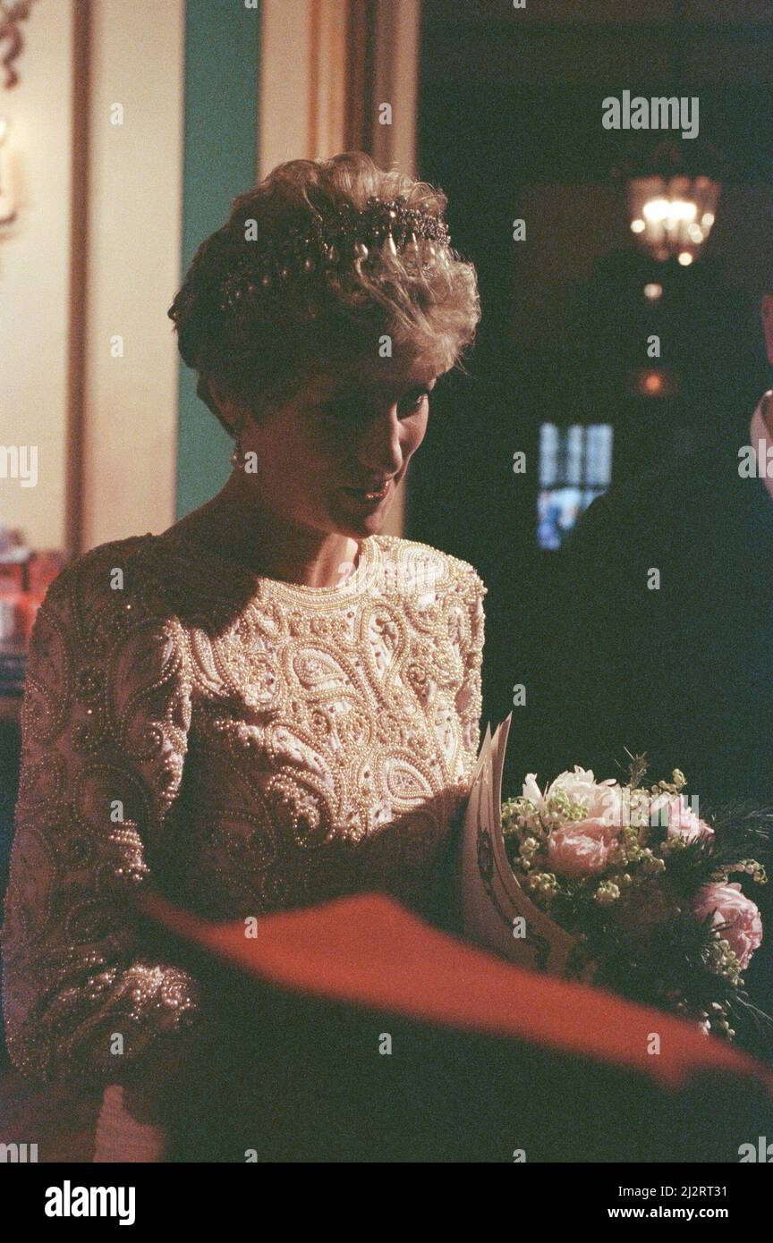 HRH The Princess of Wales, Princess Diana, atCovent Garden, London, April 1992.  Picture taken 9th April 1992 Stock Photo