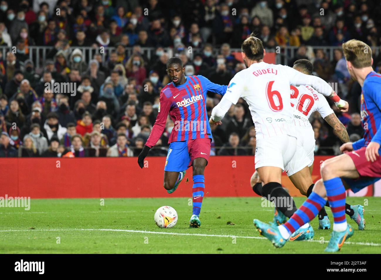 BARCELONA, SPAIN - APRIL 3: Ousmane Dembélé of FC Barcelona passes the ball during La Liga match between FC Barcelona and Sevilla FC at Campo Nou on April 3, 2022 in Barcelona, Spain. (Photo by Sara Aribó/Pximages) Credit: Px Images/Alamy Live News Stock Photo