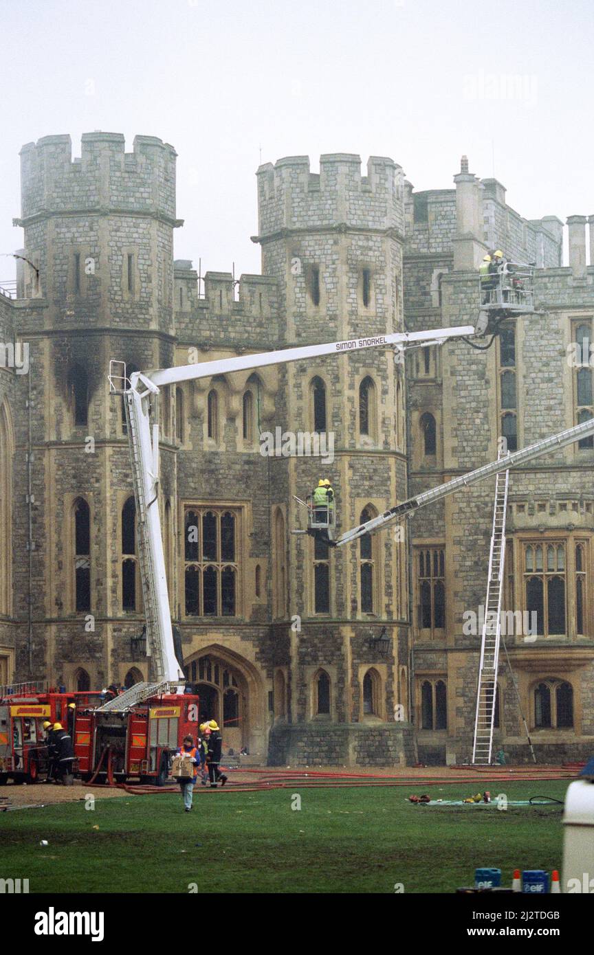 Windsor castle fire 1992 hires stock photography and images Alamy