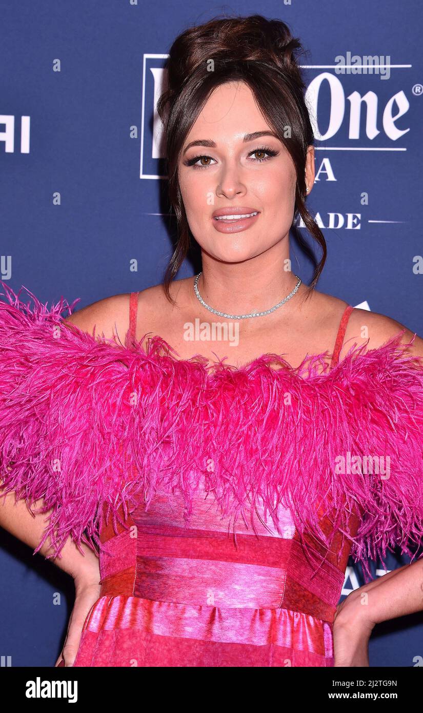 BEVERLY HILLS, CA - APRIL 02: Kacey Musgraves attends the 33rd Annual