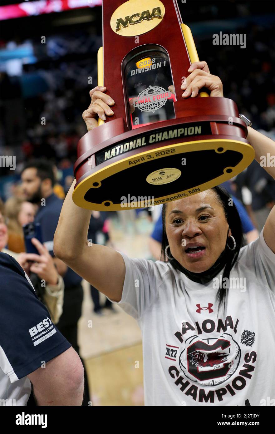 Dawn Staley to get statue across from State House - COLAtoday