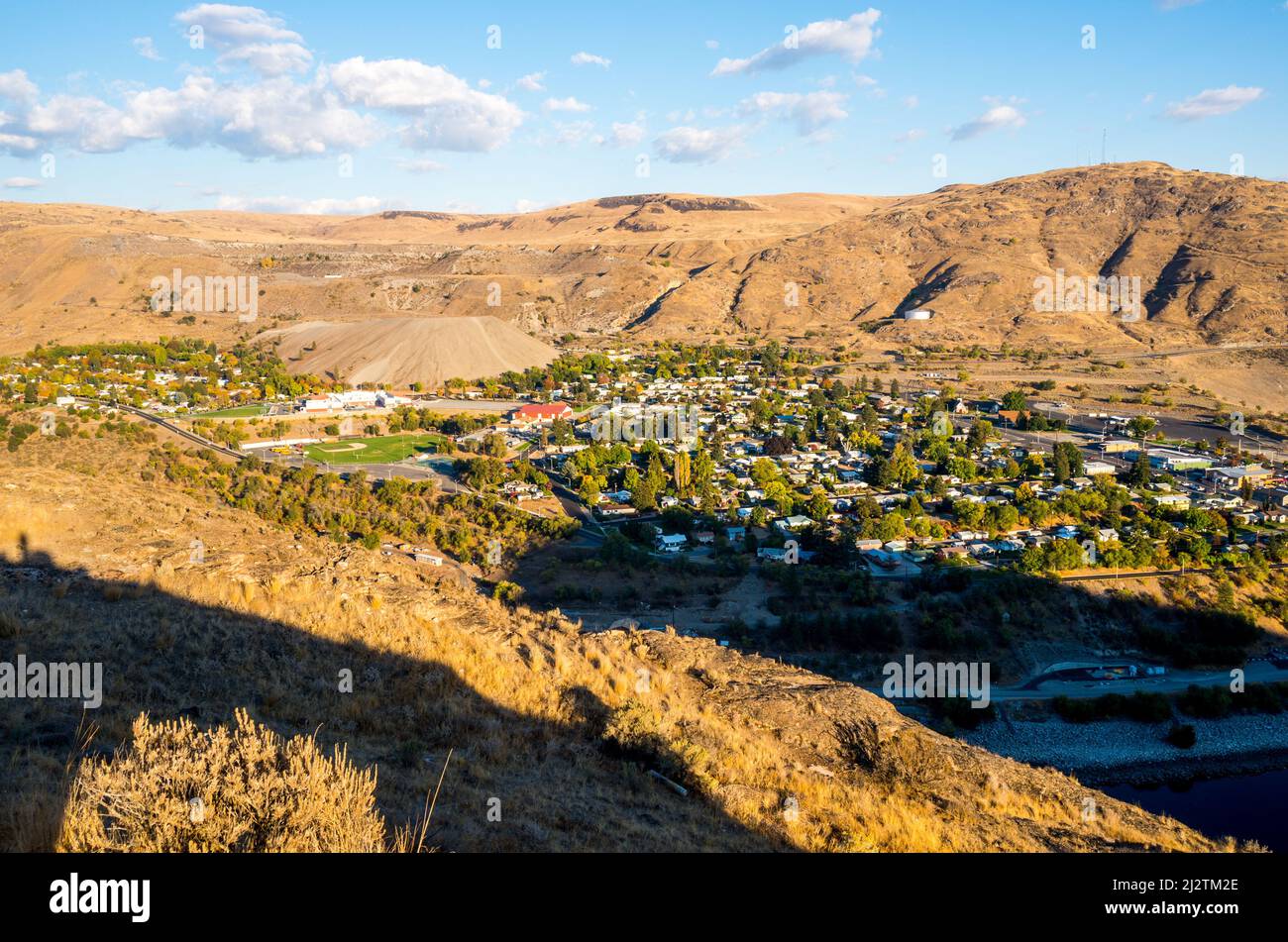Sunset at Town of Coulee Dam in Autumn Stock Photo Alamy