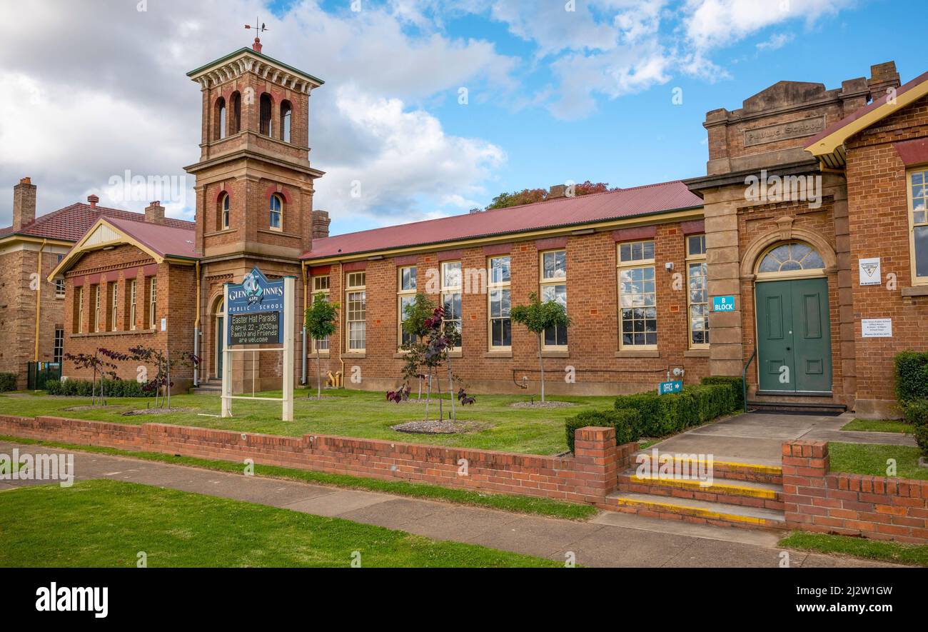 Glen Innes Public School Is A Large Primary School Located On The 