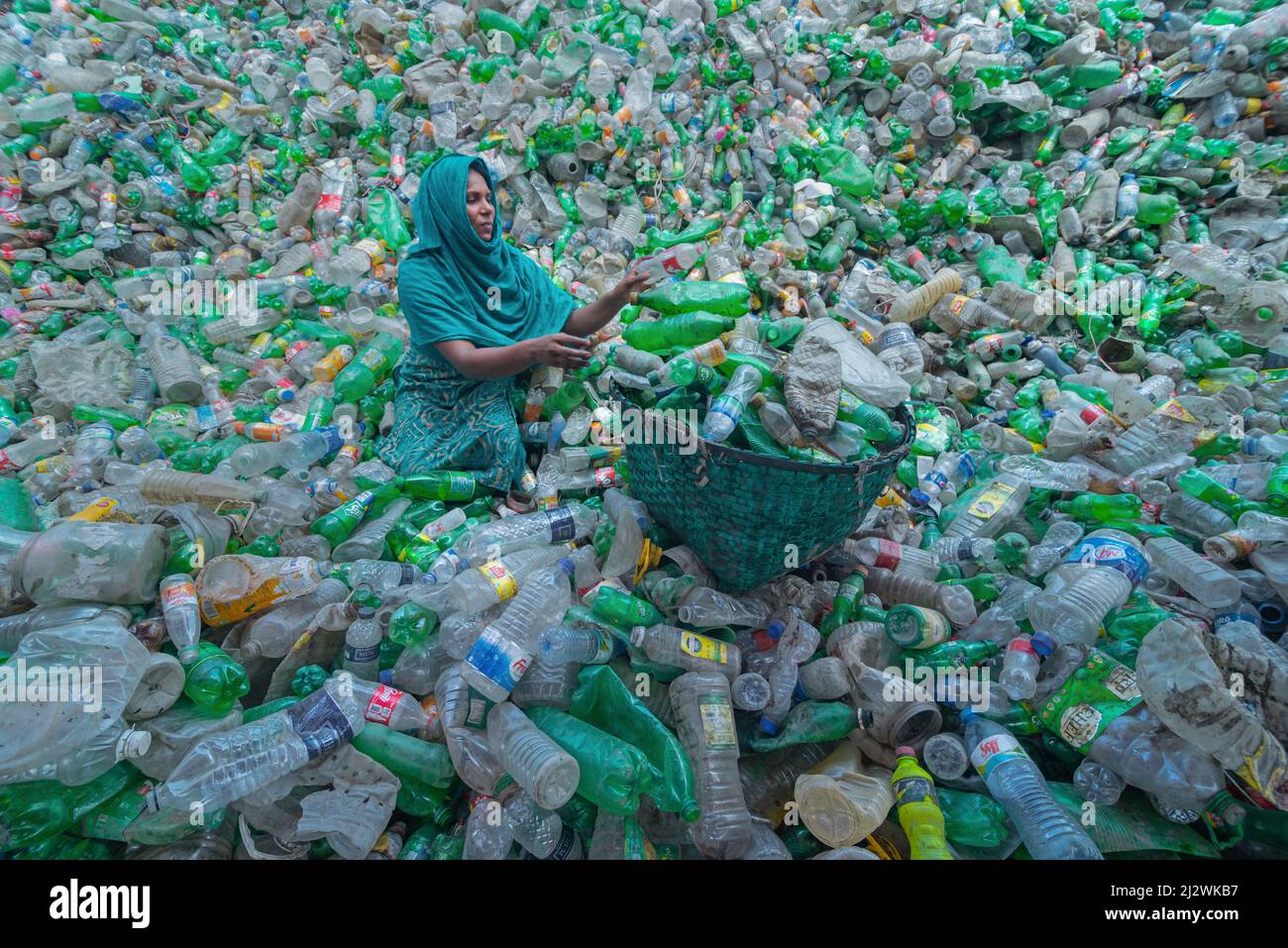 April 4, 2022, Noakhali, Chittagong, Bangladesh A worker is sorting