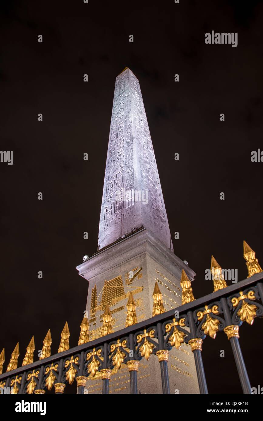 Luxor Obelisk In Place De La Concorde Paris Stock Photo Alamy