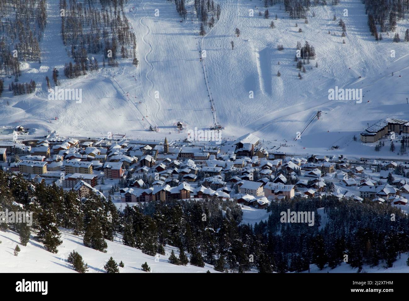 Montgenevre (French Alp, south-eastern France): overview of the ski resort covered in snow in winter Stock Photo