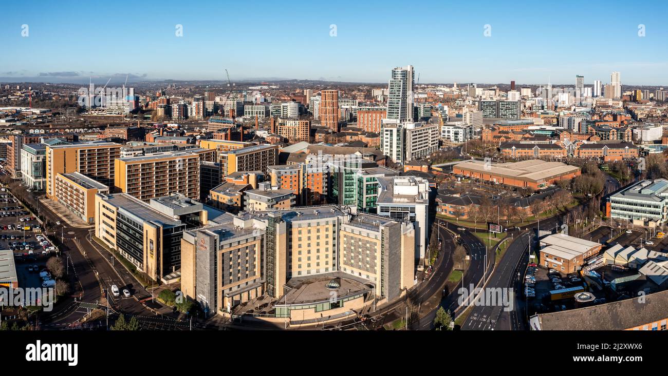 HOLBECK, LEEDS, UK - JANUARY 17, 2022.  An aerial panoramic view of the buildings and architecture in a Leeds city centre skyline from the Holbeck dis Stock Photo