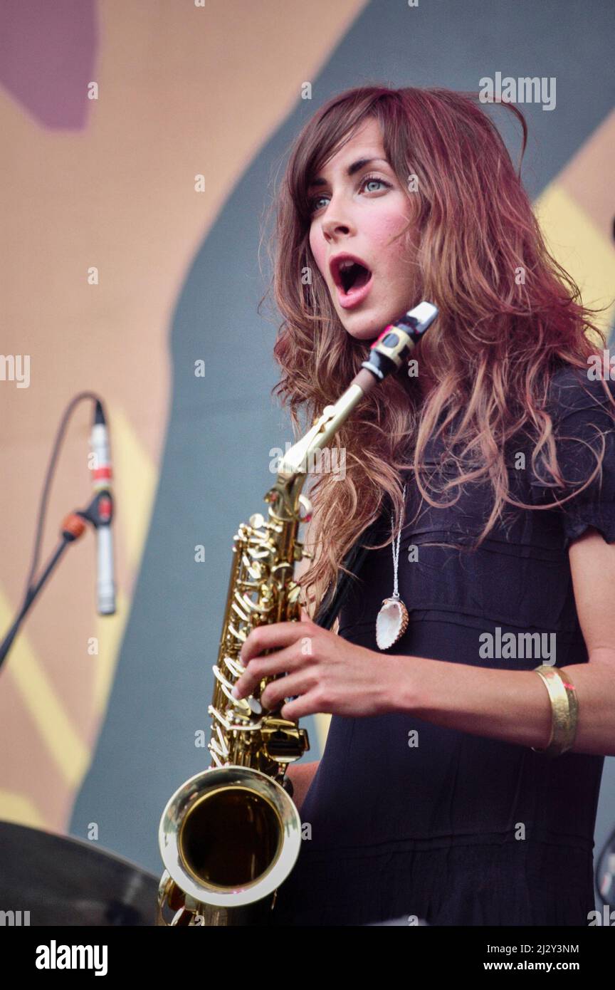 Sax saxophone saxophonist gig hires stock photography and images Alamy