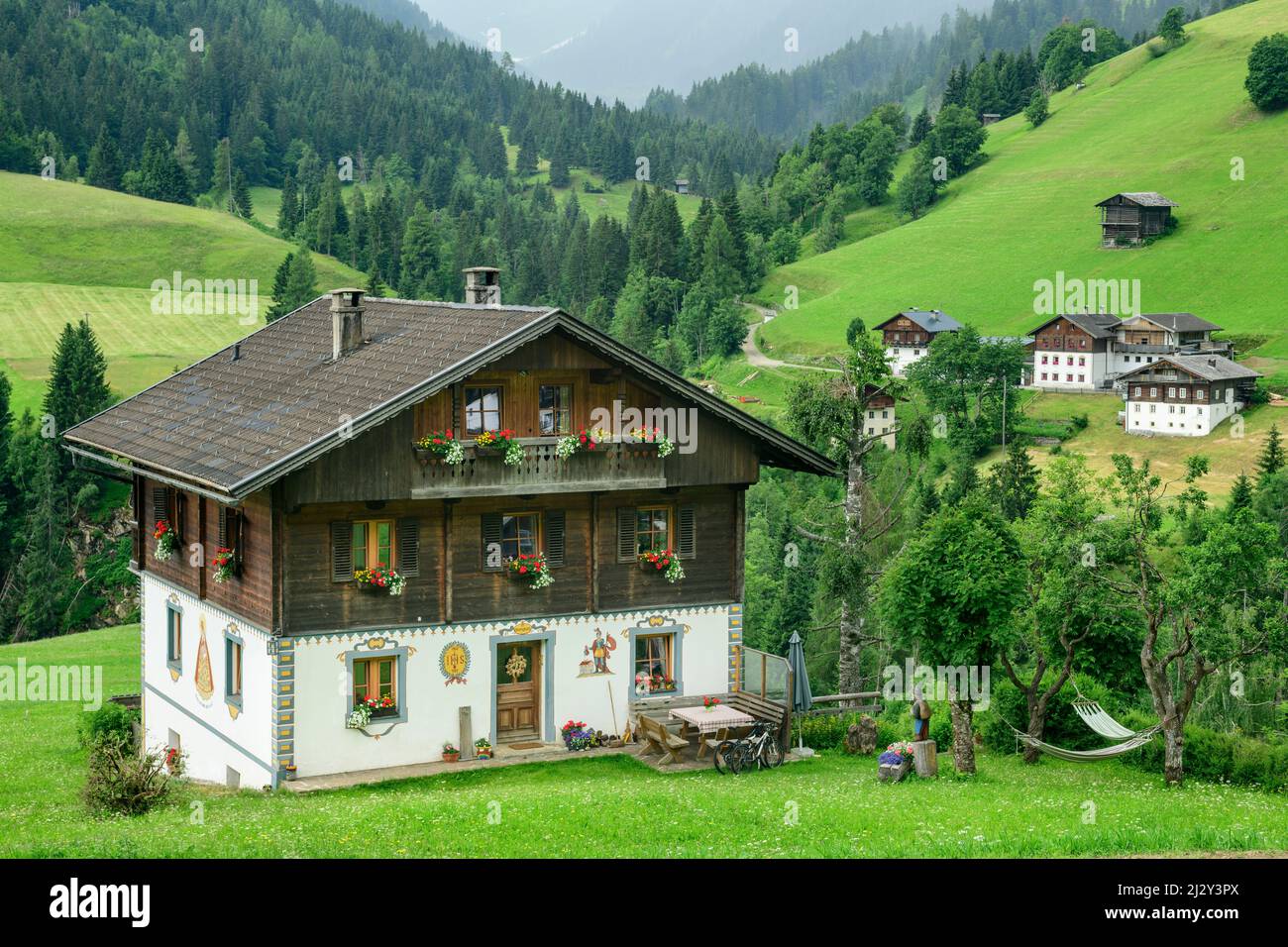 Farmhouse in the Lesachtal, Maria Luggau, Lesachtal, Carnic Alps, Carinthia, Austria Stock Photo