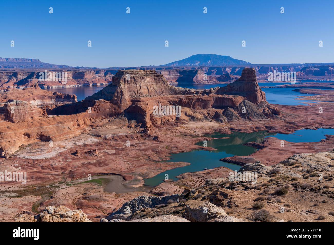 A scenic view of Gunsight Pass, Alstrom Point, Glen Canyon National