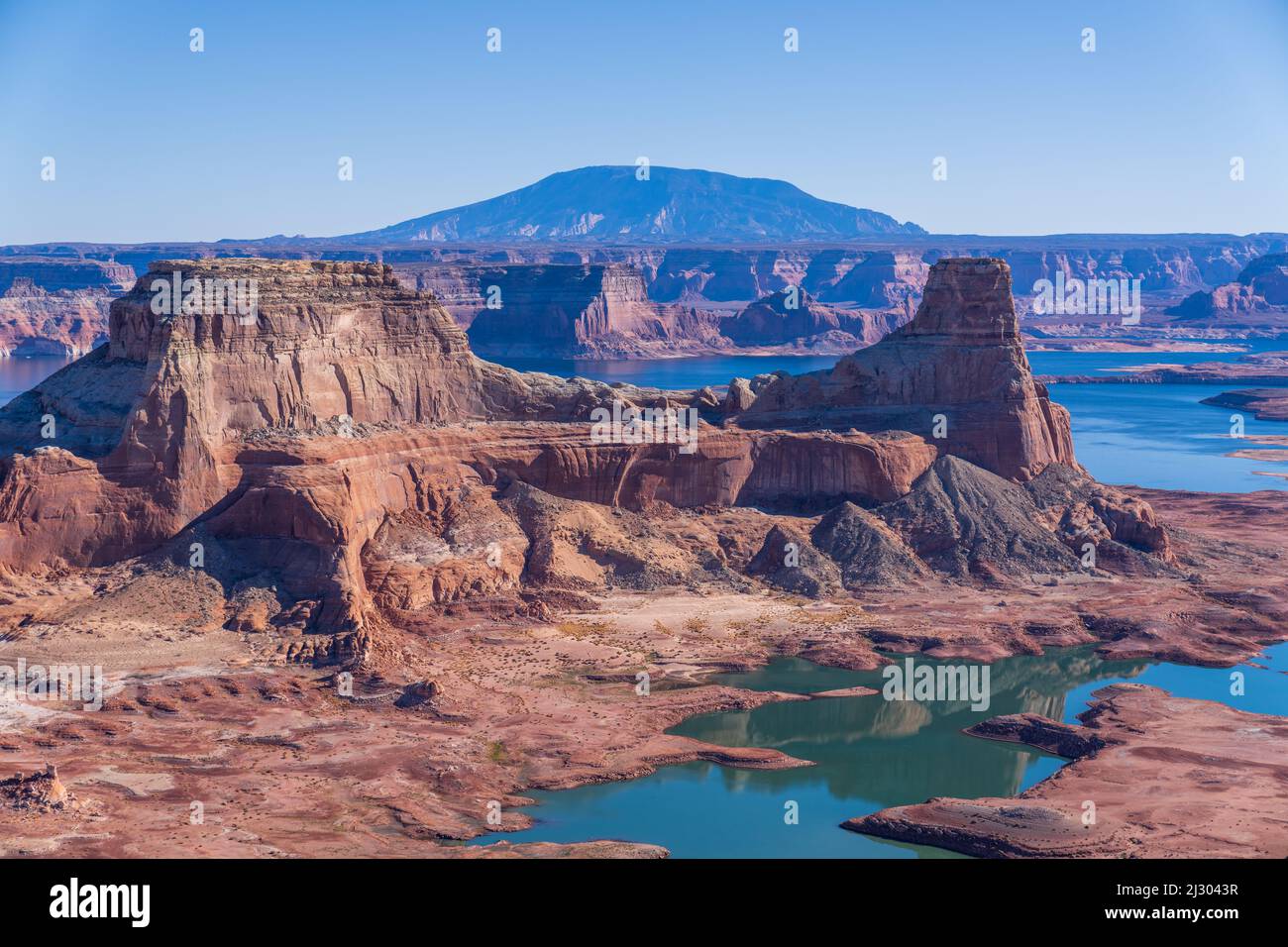 A scenic view of Gunsight Pass, Alstrom Point, Glen Canyon National