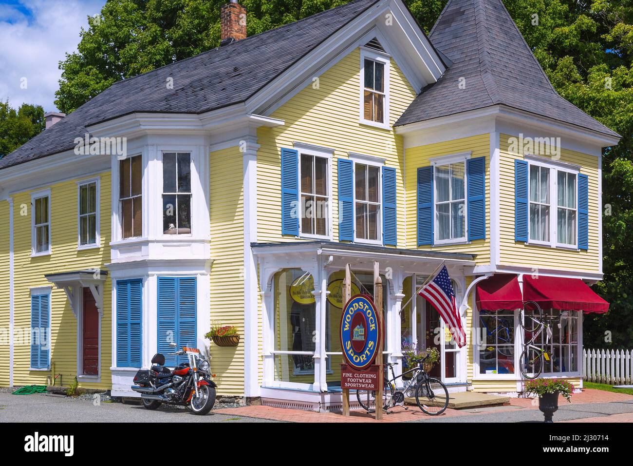 Woodstock, Vermont, Woodstock Sports, bike shop Stock Photo Alamy