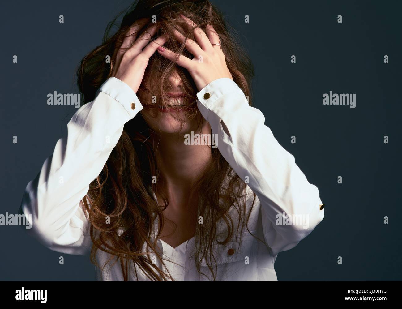 Messy hair dont care hi-res stock photography and images - Alamy Messy hair dont care hi-res stock photography and images - Alamy