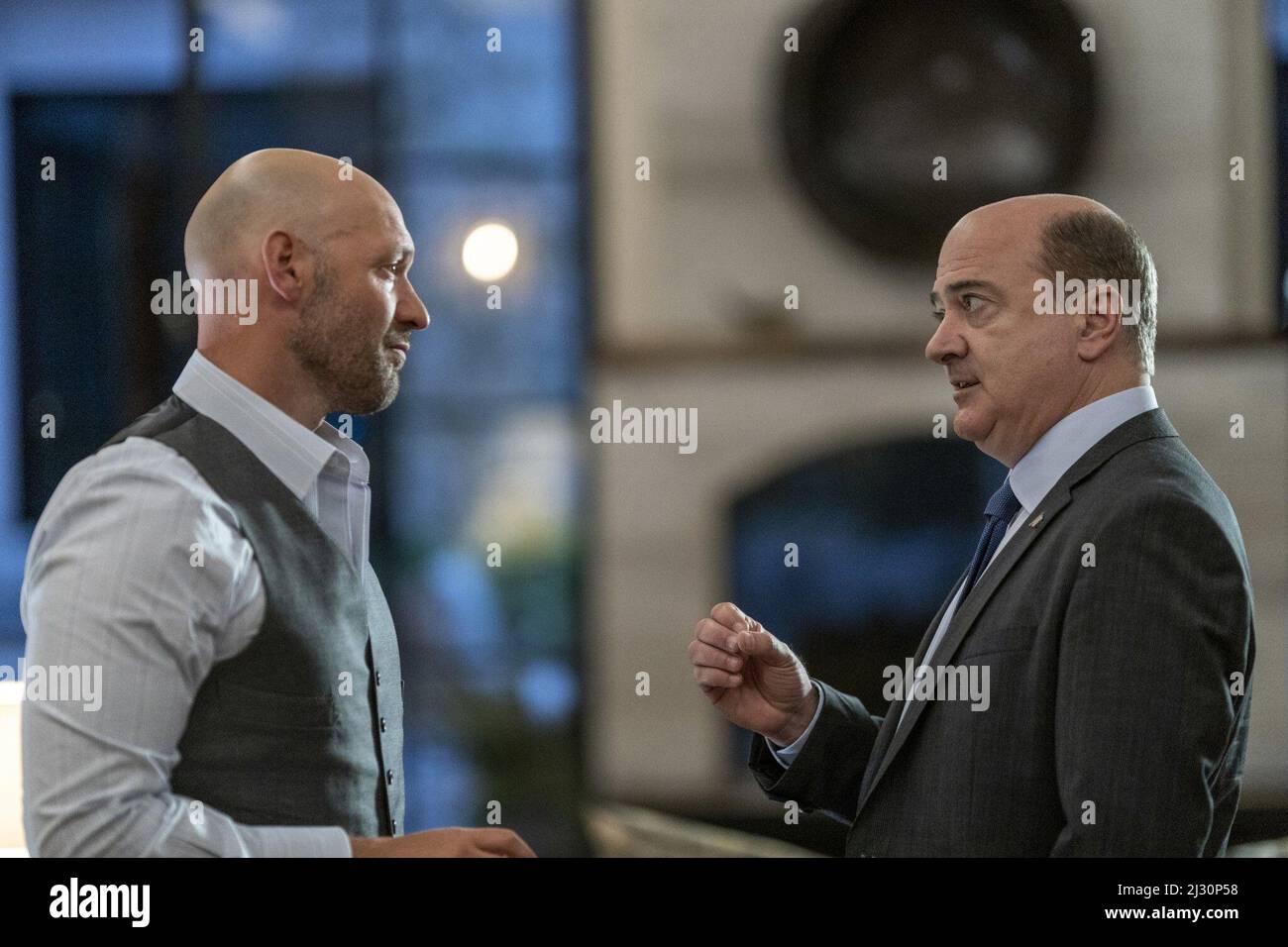 BILLIONS, from left: Corey Stoll, Matt Servitto, Hindenburg', (Season 6,  ep. 609, aired March 20, 2022). photo: Christopher Saunders / ©Showtime /  Courtesy Everett Collection Stock Photo - Alamy, image size:1300x956