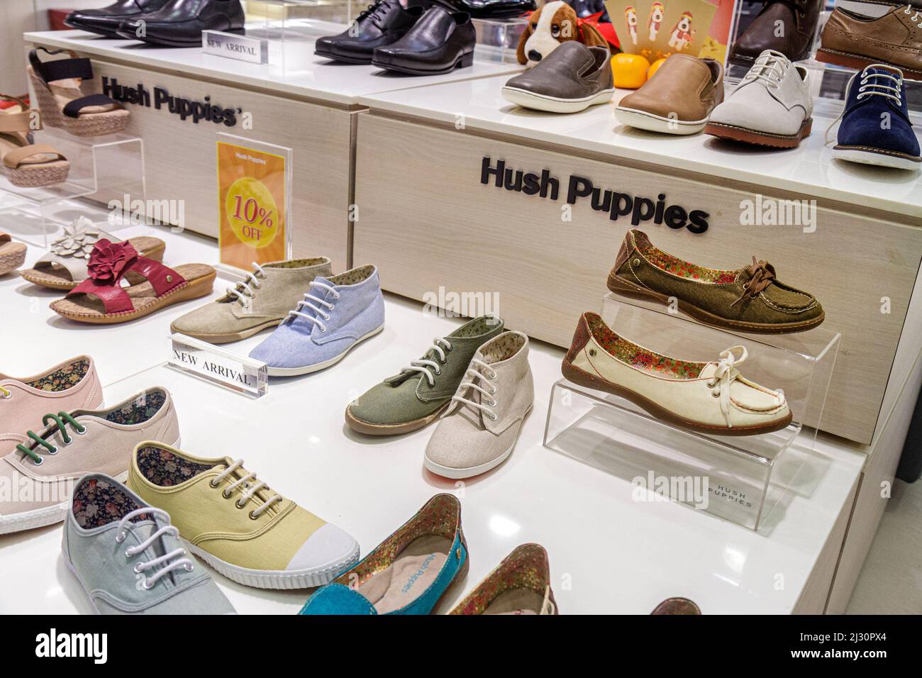 Singapore,City Square Mall,retail display sale shoes Hush Puppies brand fashion Stock Photo