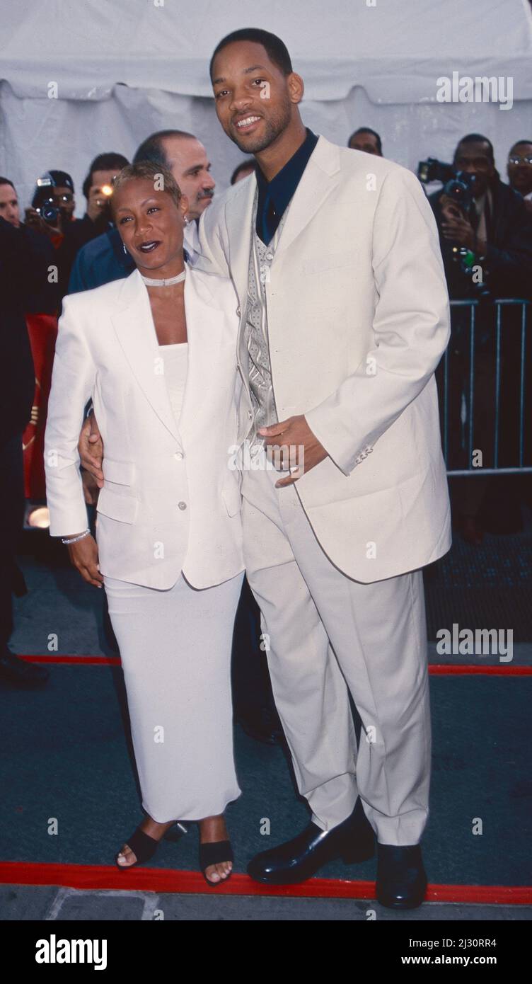 Jada Pinkett Smith and Will Smith attend the 11th annual Essence Awards ...