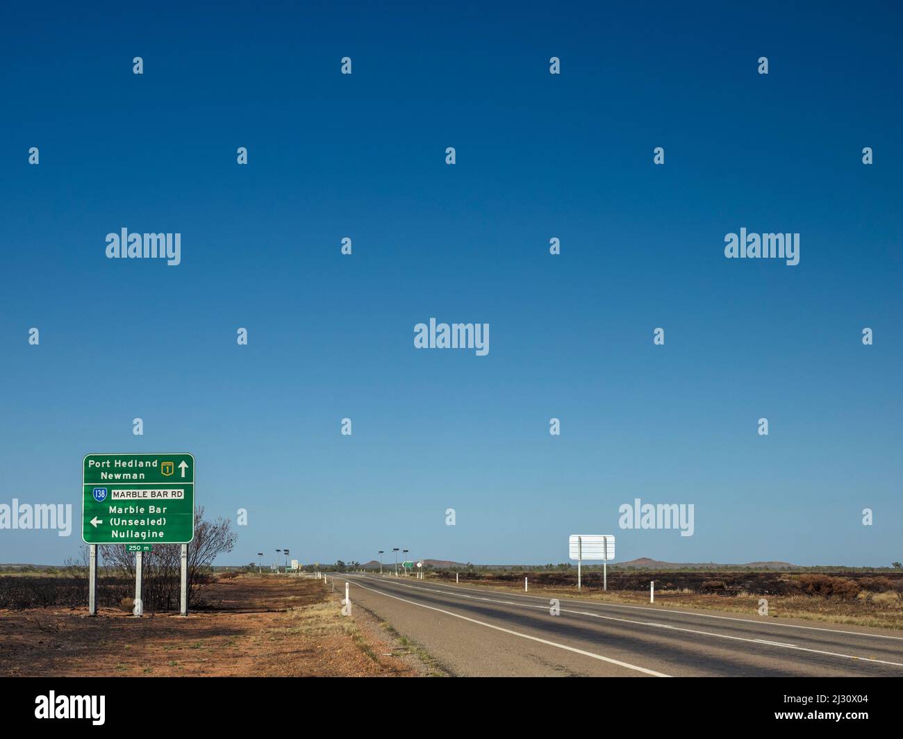 Marble Bar turn-off on the Great Northern Highway at Strelley near Port Hedland, Western Australia Stock Photo