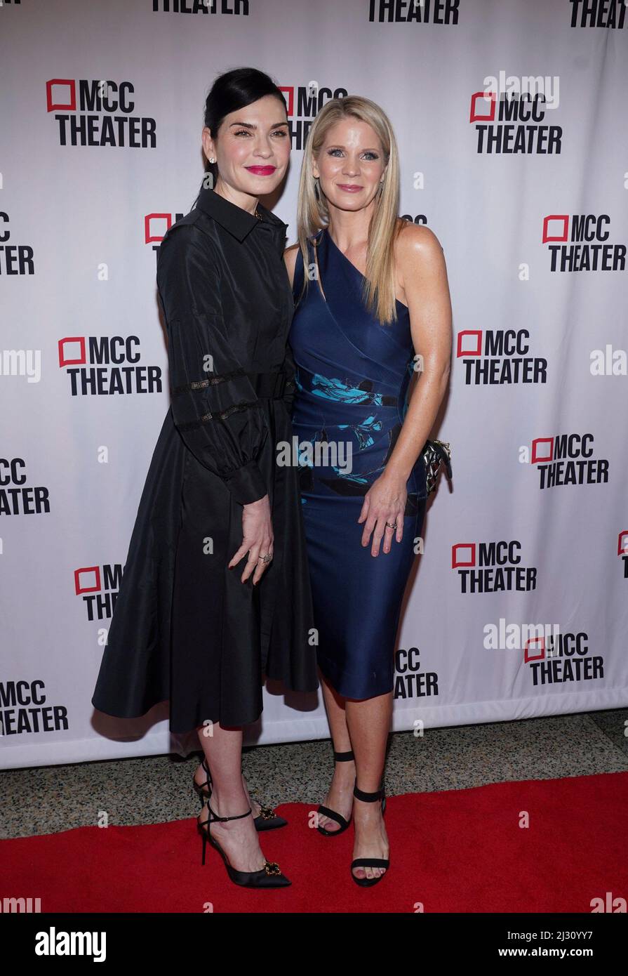 New York, NY, USA. 4th Apr, 2022. Julianna Margulies, Kelli O'hara at