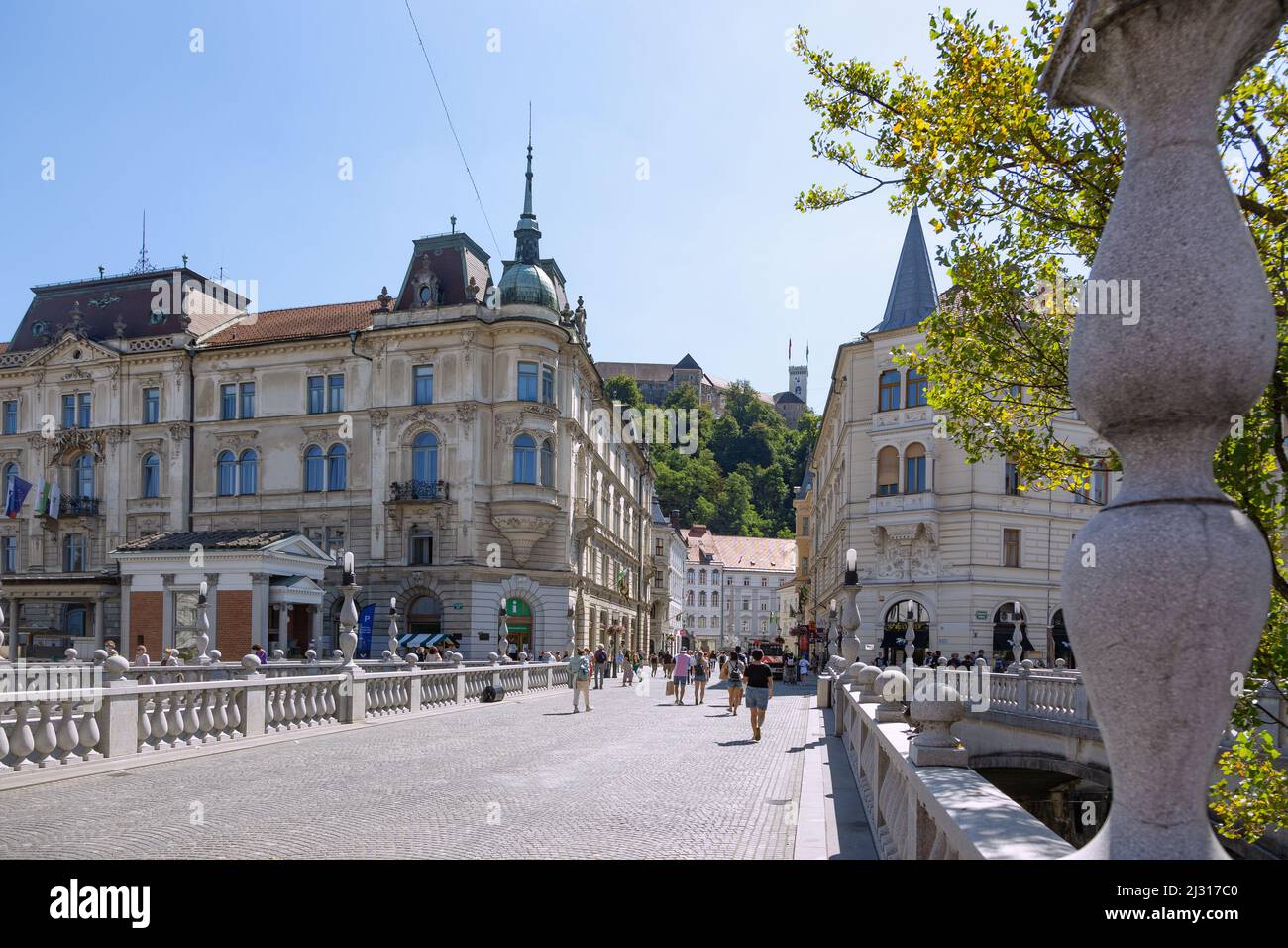 Ljubljana; Tromstovje; Presernov Trg; Stritarjeva, view of Ljubljanski grad Stock Photo