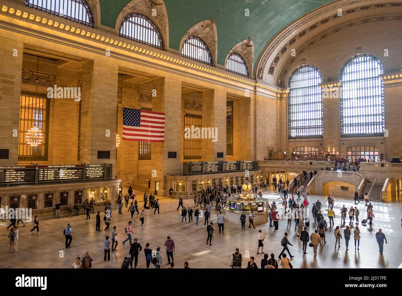 Main hall of grand central terminal new york hi-res stock photography and  images - Page 3 - Alamy