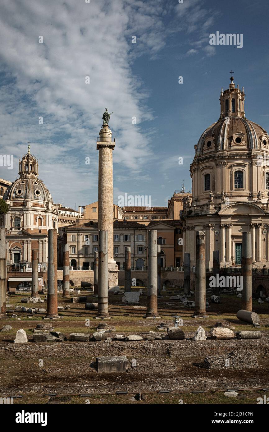 Trajan column Rome Italy Stock Photo - Alamy