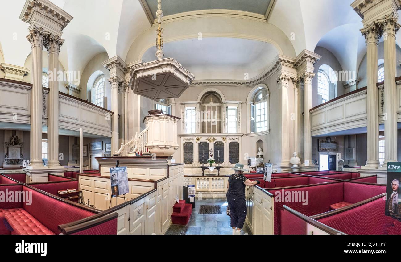 BOSTON, USA - SEP 12, 2017: inside the Bostons King's Chapel. The ...