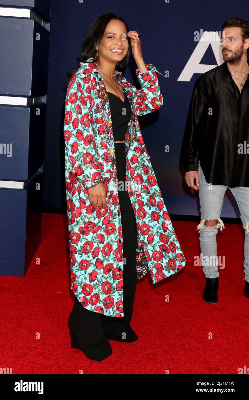 LOS ANGELES - APR 4: Christina Milian at the Ambulance Premiere at