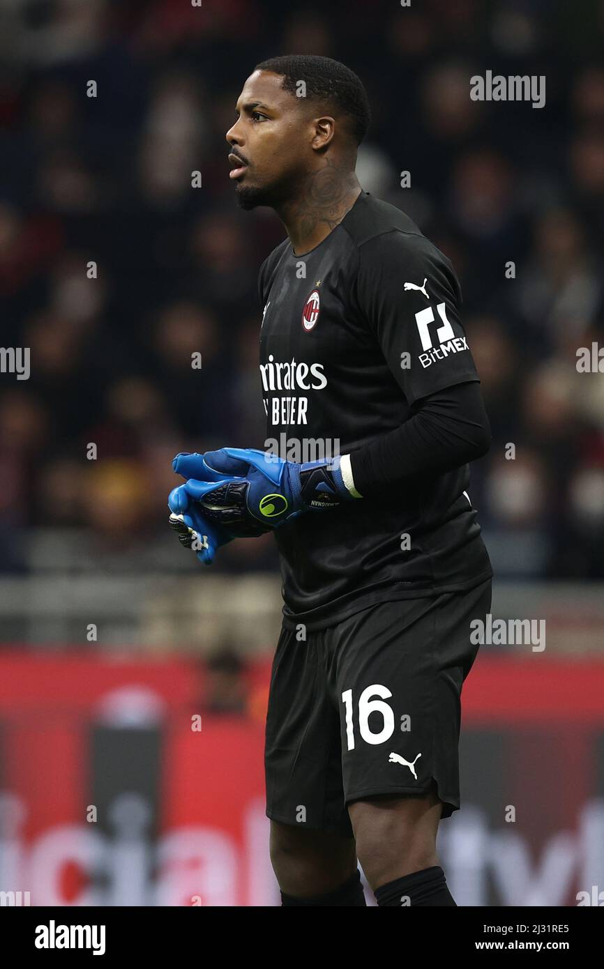 San Siro stadium, Milan, Italy, April 04, 2022, Mike Maignan (AC Milan ...