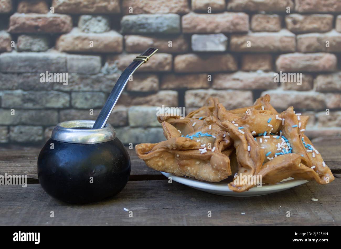 mate and cupcakes, symbol of the Argentine tradition and the national holidays Stock Photo