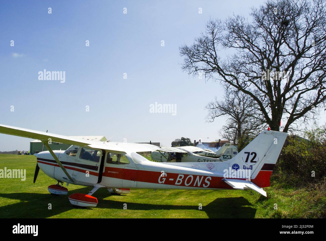 Cessna 172N Skyhawk 100 II plane G-BONS at a round of the Royal Aero Club Air Race at Great Oakley airfield in rural Essex, UK. Planes ready to fly Stock Photo