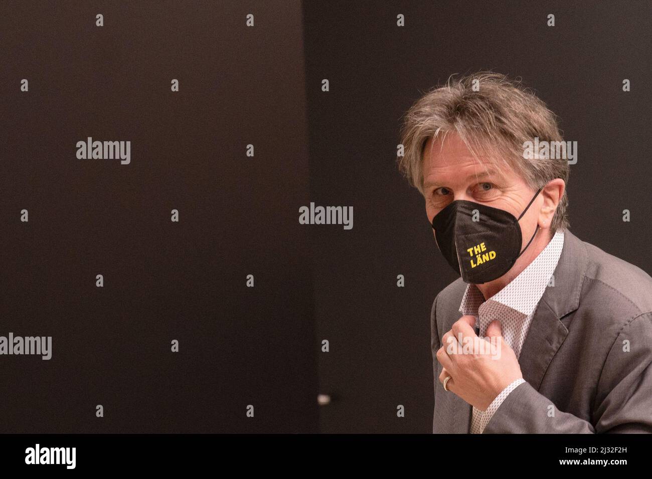 Stuttgart, Germany. 05th Apr, 2022. Manfred Lucha (Bündnis 90/Die Grünen), Minister for Social Affairs, Health and Integration in Baden-Württemberg, takes part in a government press conference at the Citizens and Media Center of the Baden-Württemberg state parliament. The FDP and SPD want to push through the dismissal of Health Minister Lucha in the state parliament. Credit: Marijan Murat/dpa/Alamy Live News Stock Photo