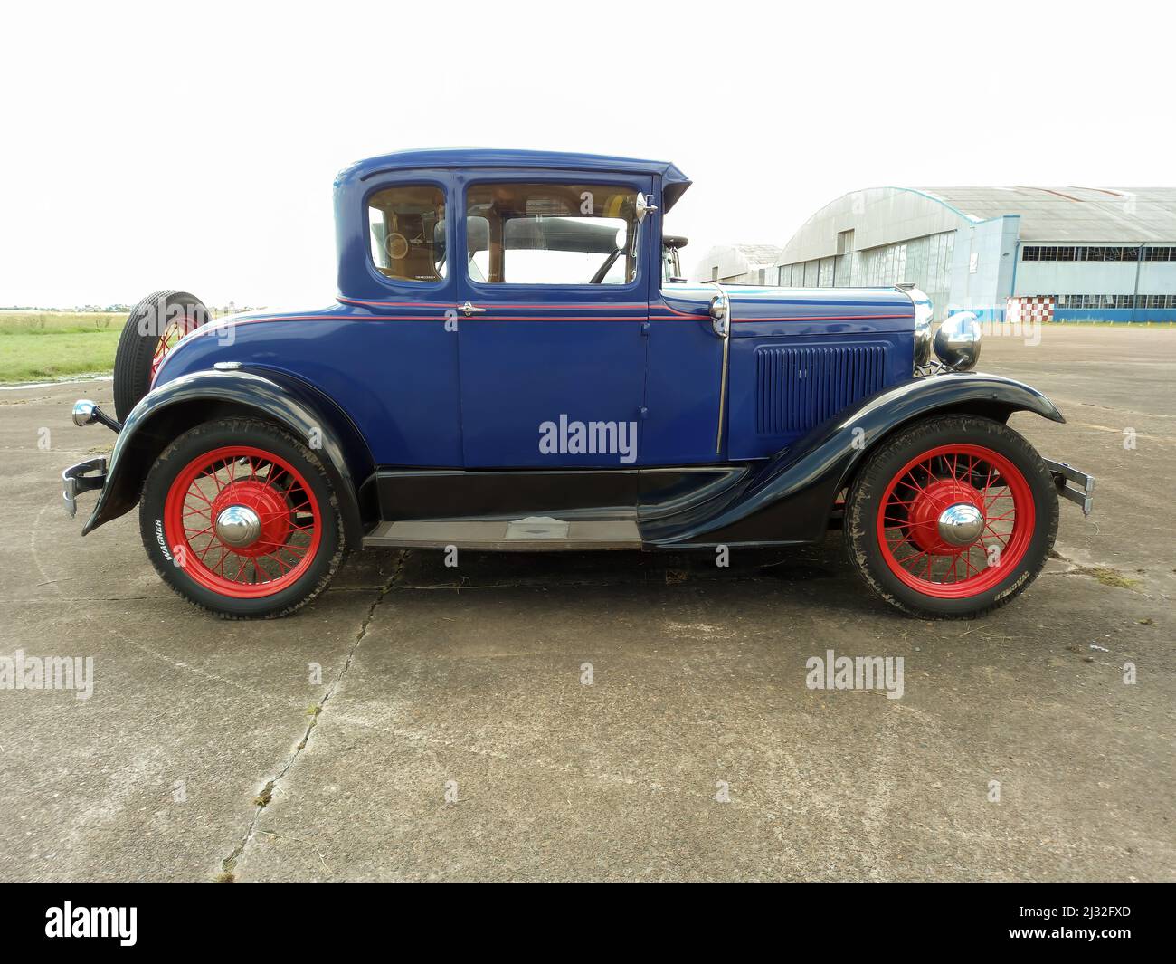 Rumble Seat on old American Car Stock Photo - Alamy