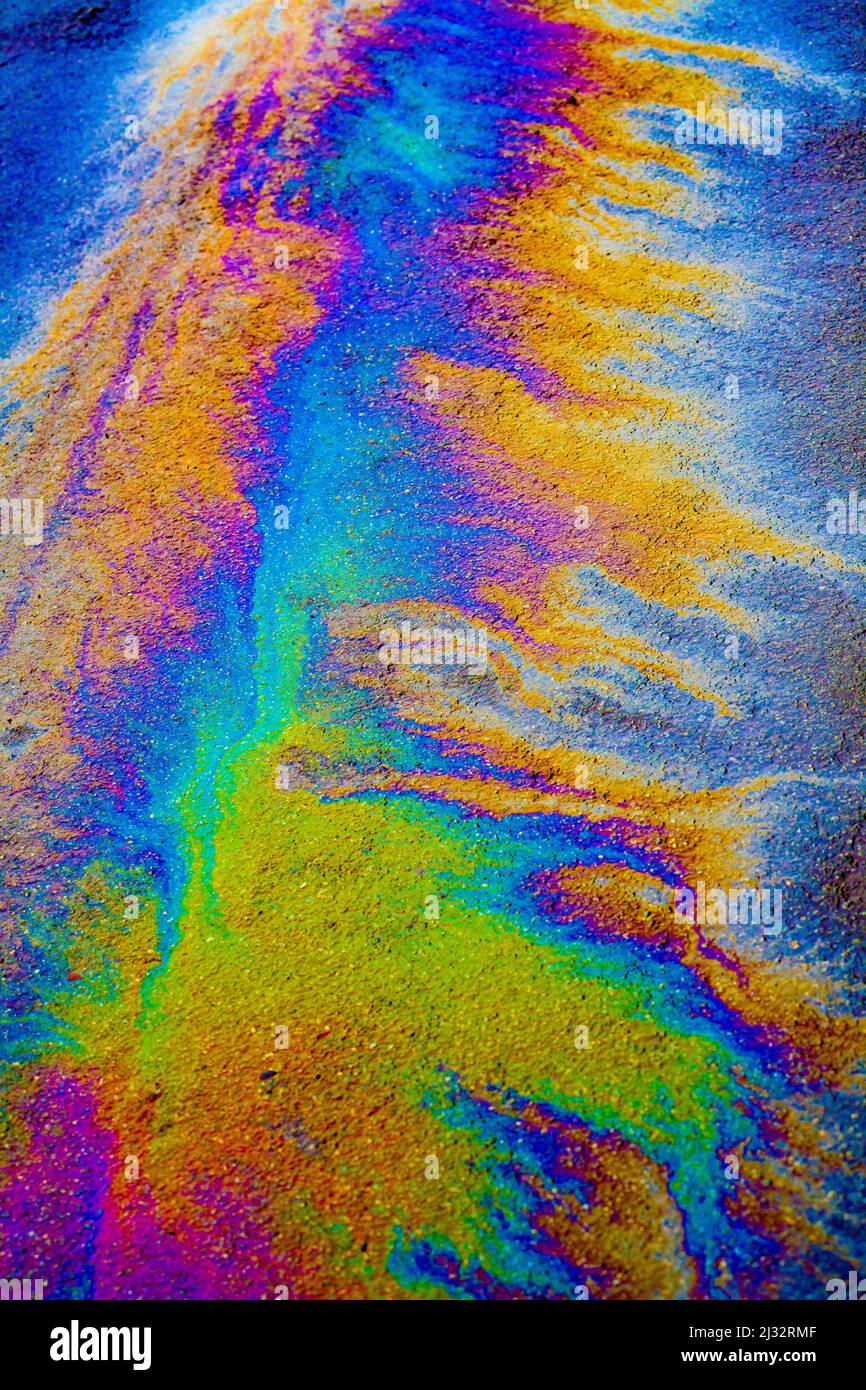 Oil leak hires stock photography and images Alamy