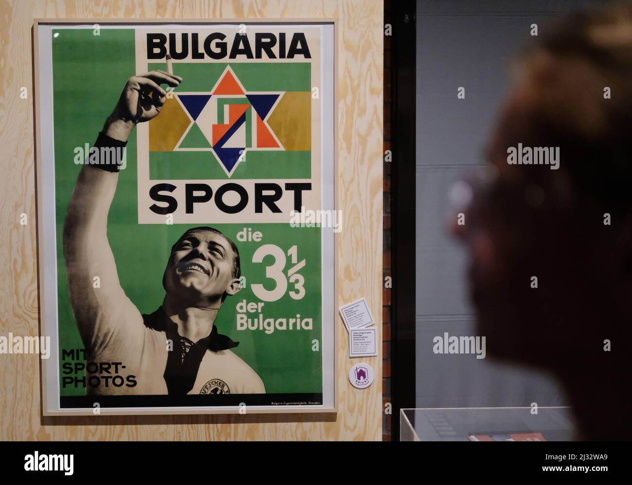 players rush cigarettes Chemnitz, Germany. 05th Apr, 2022. An advertising poster for cigarettes  from 1932 shows the then German national soccer player Richard Hofmann. The  poster is part of the exhibition 
