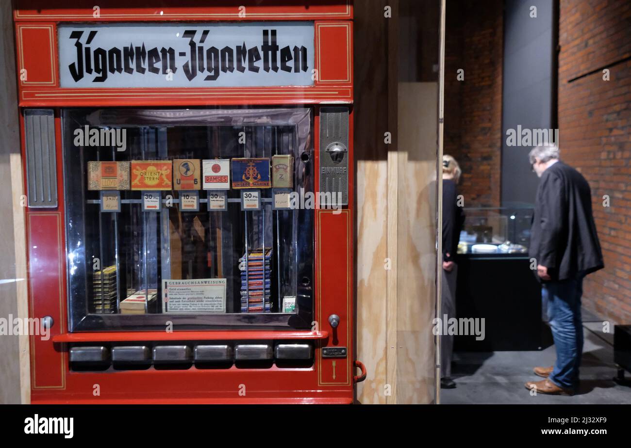 rush city tobacco Chemnitz, Germany. 05th Apr, 2022. A cigarette vending machine from 1930.  The device is part of the exhibition 