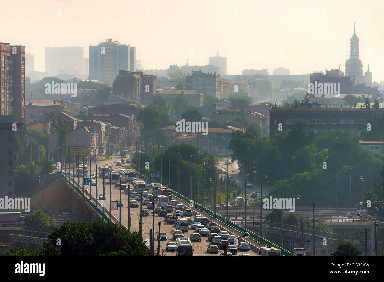 Car rush hours city street. Cars on highway in traffic jam 18-07-2019 ...