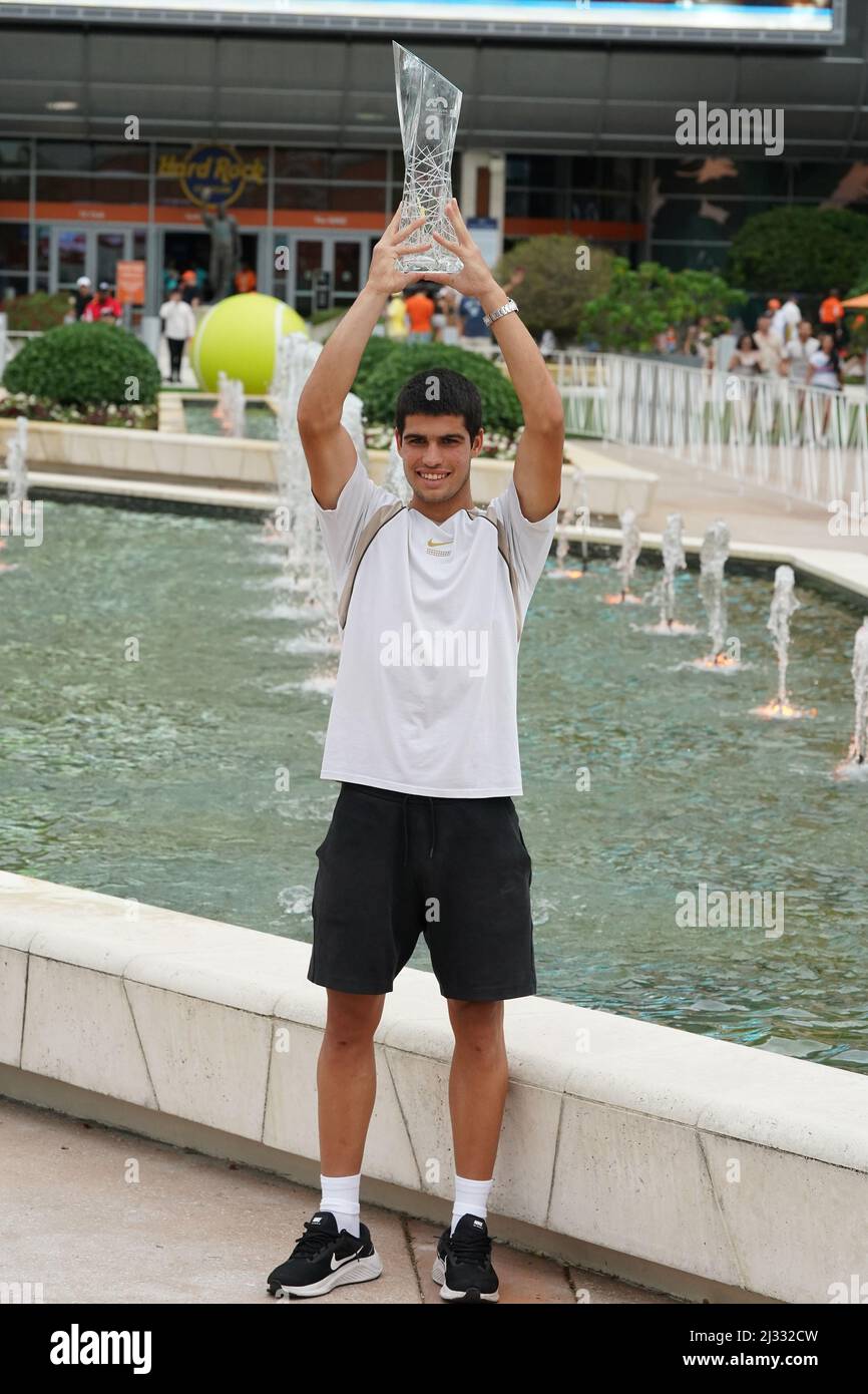 2022 miami open mens final trophy hires stock photography and images