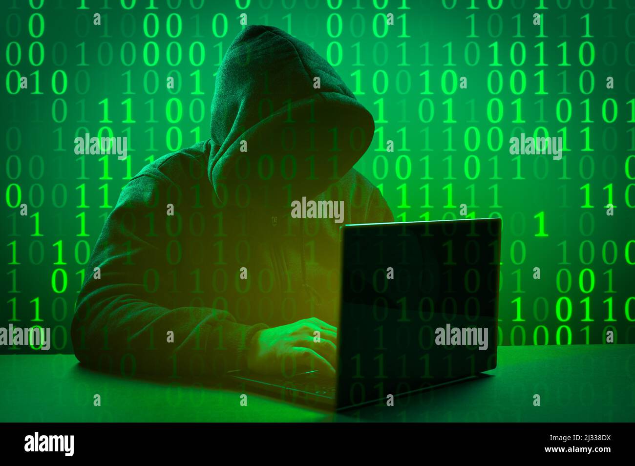 Tấn công của Hacker đang diễn ra và chỉ có bạn mới có thể ngăn chặn được. Với tên trộm mã hóa trên bàn phím và nền màu xanh lá cây, hãy chuẩn bị sẵn sàng cho những thử thách kịch tính đang chờ đón. Hãy dùng trí thông minh của bạn để tìm ra cách đối phó và tiêu diệt Hacker của họ!