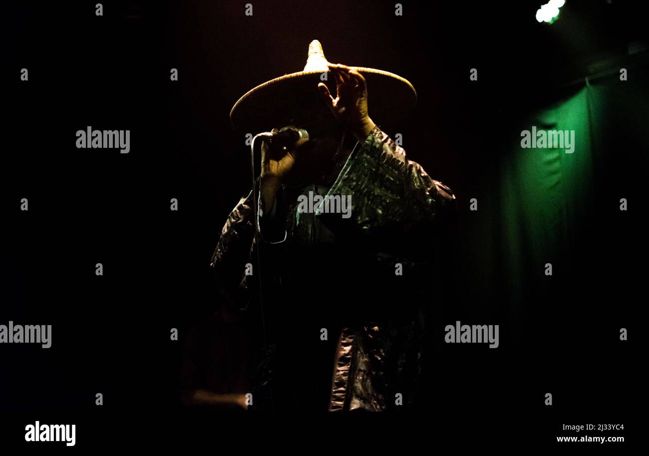 Performing on stage costume hi-res stock photography and images - Alamy