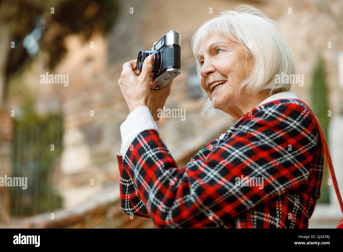 Portrait stylish elegant senior hi-res stock photography and images - Alamy