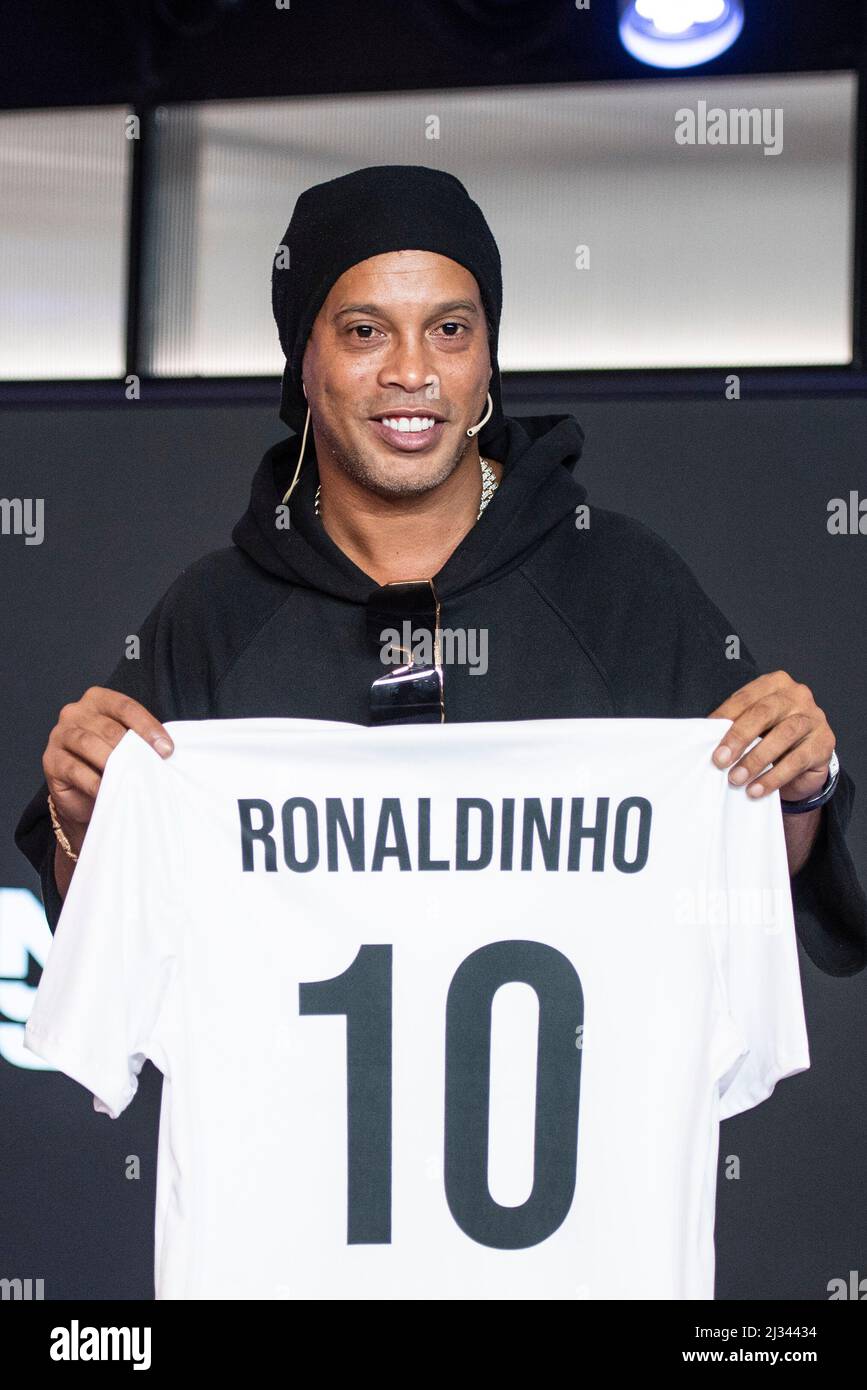 Ronaldinho 2022
