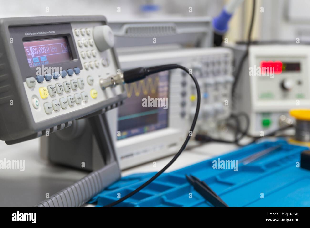 Power supplies and electronic measuring devices in the laboratory ...