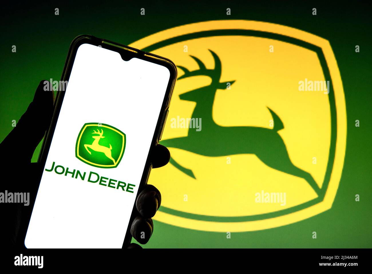 john-deere-logo-wallpaper-for-iphone