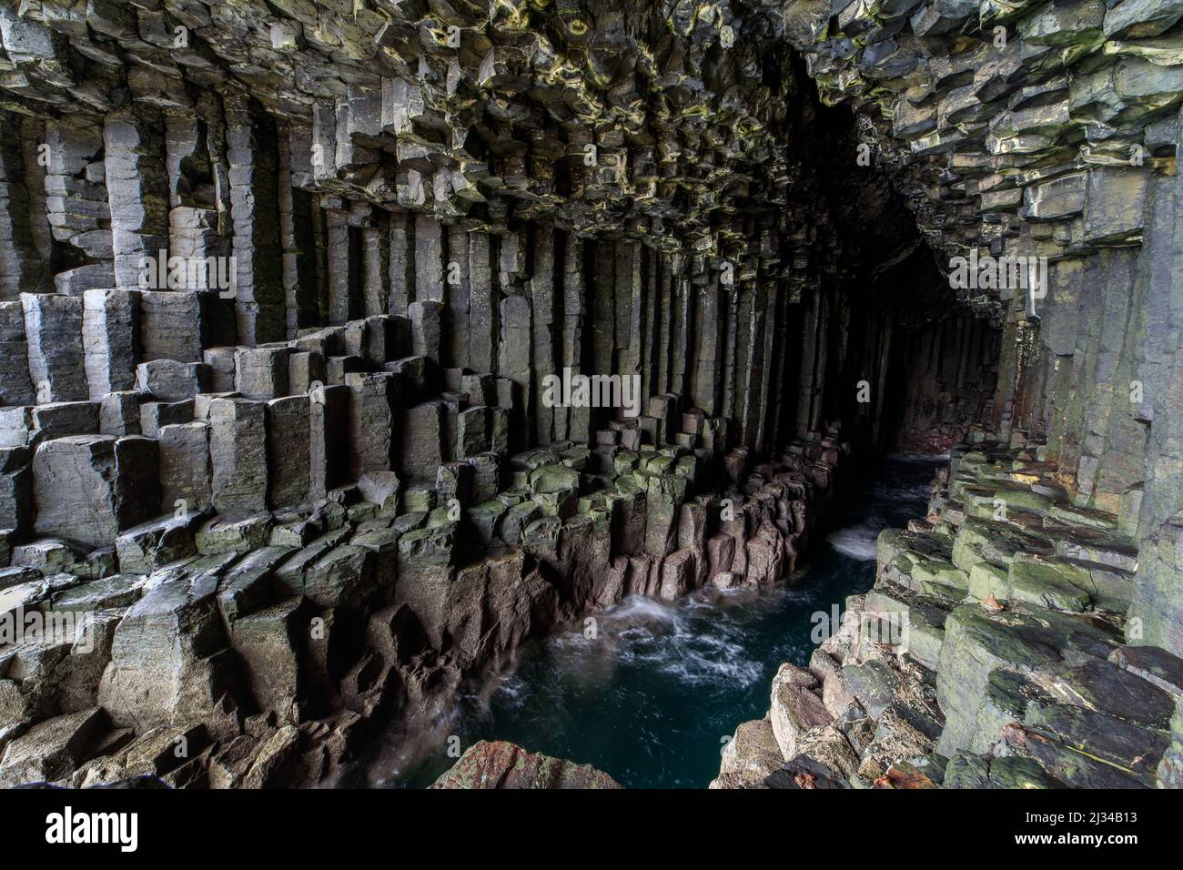 Entrance to Fingal&#39;s Cave, basalt columns of Staffa Island, Inner Hebrides, Scotland, UK Stock Photo