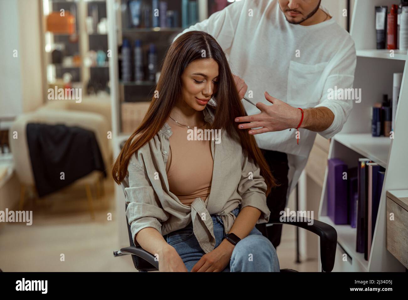 Beauty salon client hi-res stock photography and images - Alamy