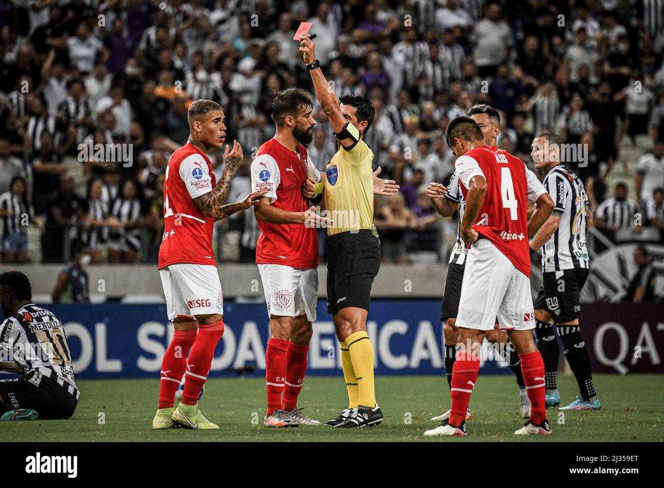 Fortaleza, Brazil. 05th Apr, 2022. CE - Fortaleza - 04/05/2022 - COPA SOUTH AMERICANA 2022, CEARA X INDEPEDIENTE - Independiente player Costa receives a red card from the referee during a match against Ceara at the Arena Castelao stadium for the Copa Sudamericana 2022 championship. Photo: Kely Pereira /AGIF Credit: AGIF/Alamy Live News Stock Photo