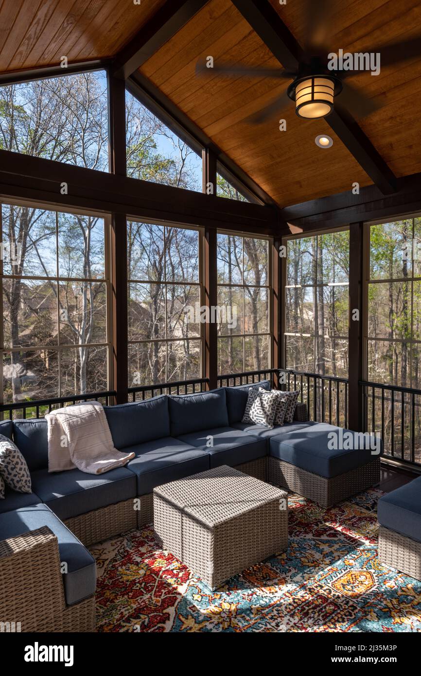 Screened porch deck hi-res stock photography and images - Alamy