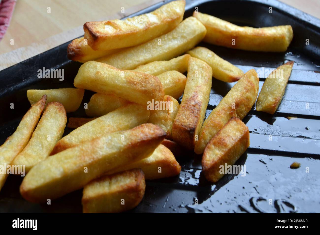 deep fried potato chips Stock Photo Alamy